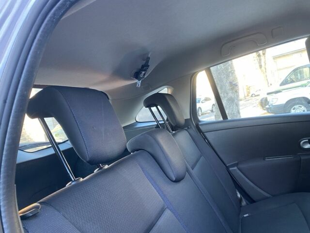 Сірий Рено Кліо, об'ємом двигуна 1.2 л та пробігом 230 тис. км за 4800 $, фото 11 на Automoto.ua