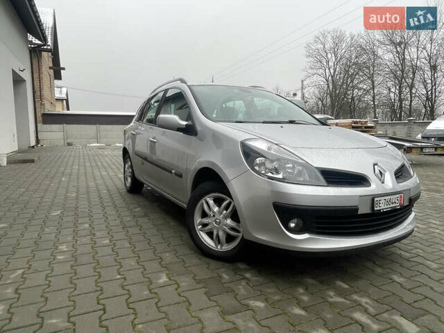 Серый Рено Клио, объемом двигателя 1.2 л и пробегом 225 тыс. км за 4999 $, фото 5 на Automoto.ua