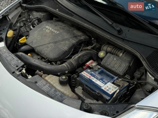 Сірий Рено Кліо, об'ємом двигуна 1.15 л та пробігом 268 тис. км за 4950 $, фото 35 на Automoto.ua