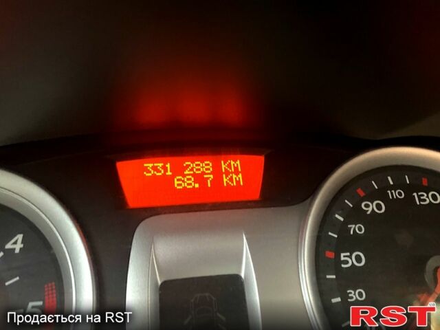 Сірий Рено Кліо, об'ємом двигуна 1.5 л та пробігом 331 тис. км за 4600 $, фото 12 на Automoto.ua