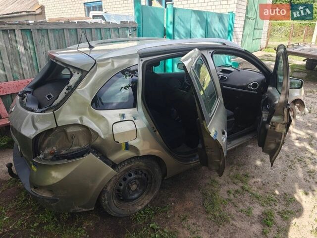 Сірий Рено Кліо, об'ємом двигуна 1.46 л та пробігом 200 тис. км за 1350 $, фото 7 на Automoto.ua