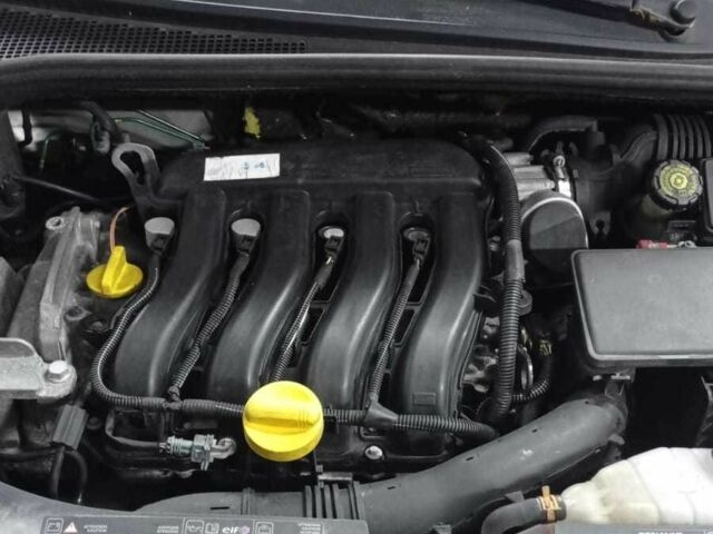 Сірий Рено Кліо, об'ємом двигуна 1.6 л та пробігом 230 тис. км за 5200 $, фото 13 на Automoto.ua