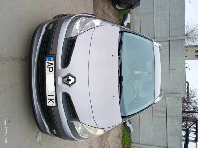 Серый Рено Клио, объемом двигателя 1.46 л и пробегом 212 тыс. км за 4500 $, фото 1 на Automoto.ua