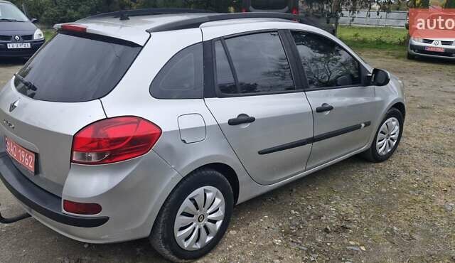 Серый Рено Клио, объемом двигателя 1.15 л и пробегом 194 тыс. км за 4499 $, фото 6 на Automoto.ua