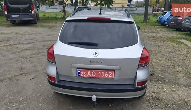 Серый Рено Клио, объемом двигателя 1.15 л и пробегом 194 тыс. км за 4499 $, фото 4 на Automoto.ua