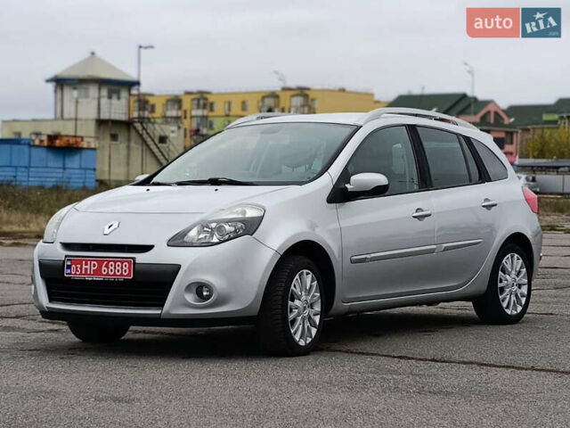 Серый Рено Клио, объемом двигателя 1.6 л и пробегом 166 тыс. км за 7200 $, фото 3 на Automoto.ua