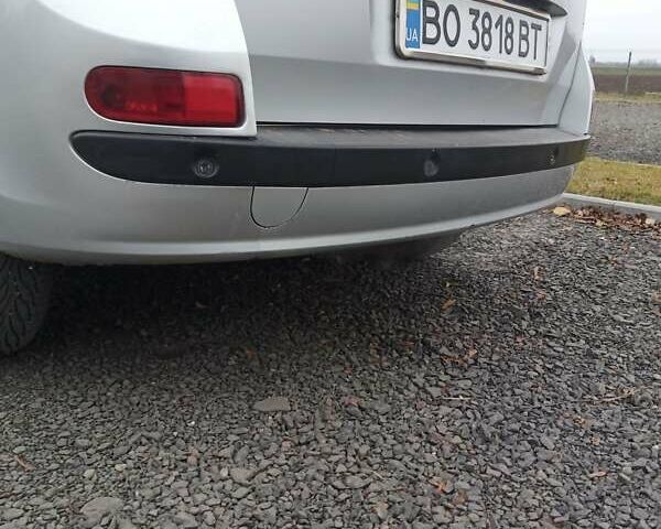 Серый Рено Клио, объемом двигателя 1.15 л и пробегом 240 тыс. км за 3990 $, фото 2 на Automoto.ua