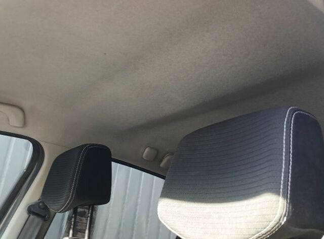 Серый Рено Клио, объемом двигателя 1.1 л и пробегом 220 тыс. км за 5100 $, фото 7 на Automoto.ua