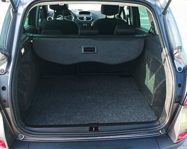 Серый Рено Клио, объемом двигателя 1.5 л и пробегом 249 тыс. км за 5500 $, фото 6 на Automoto.ua