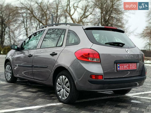 Серый Рено Клио, объемом двигателя 1.2 л и пробегом 192 тыс. км за 4850 $, фото 6 на Automoto.ua