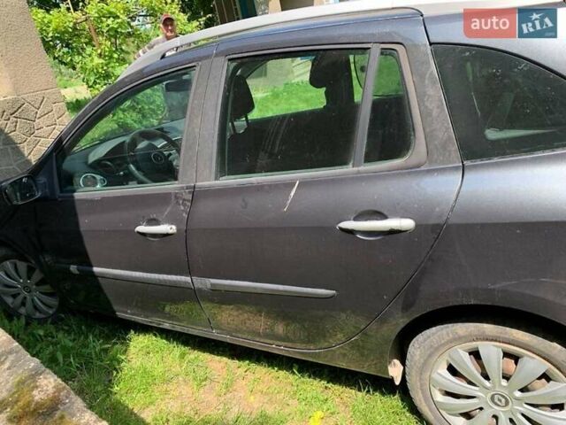 Сірий Рено Кліо, об'ємом двигуна 1.2 л та пробігом 211 тис. км за 3499 $, фото 5 на Automoto.ua