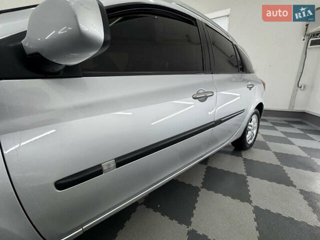 Сірий Рено Кліо, об'ємом двигуна 1.5 л та пробігом 189 тис. км за 5399 $, фото 52 на Automoto.ua