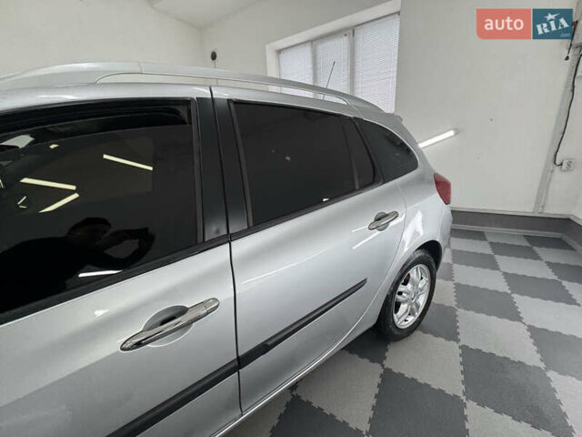 Сірий Рено Кліо, об'ємом двигуна 1.5 л та пробігом 189 тис. км за 5399 $, фото 56 на Automoto.ua