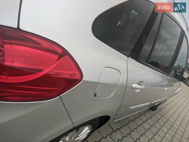 Серый Рено Клио, объемом двигателя 1.6 л и пробегом 191 тыс. км за 6100 $, фото 3 на Automoto.ua