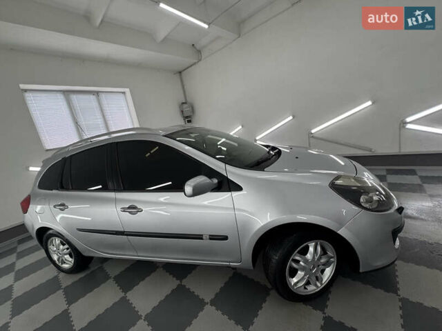 Сірий Рено Кліо, об'ємом двигуна 1.5 л та пробігом 189 тис. км за 5399 $, фото 46 на Automoto.ua