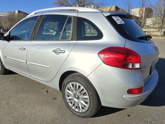 Сірий Рено Кліо, об'ємом двигуна 1.46 л та пробігом 219 тис. км за 4700 $, фото 3 на Automoto.ua