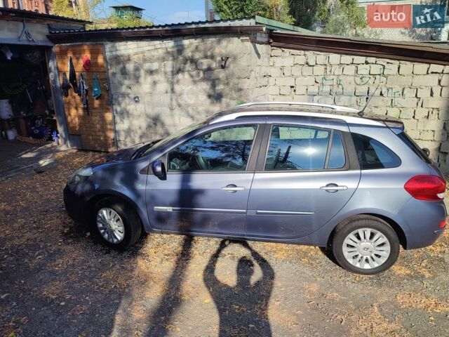 Серый Рено Клио, объемом двигателя 1.2 л и пробегом 173 тыс. км за 5700 $, фото 6 на Automoto.ua