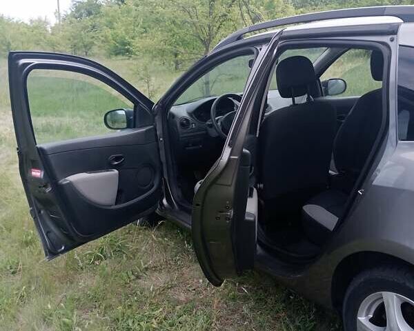 Сірий Рено Кліо, об'ємом двигуна 1.15 л та пробігом 99 тис. км за 5400 $, фото 7 на Automoto.ua