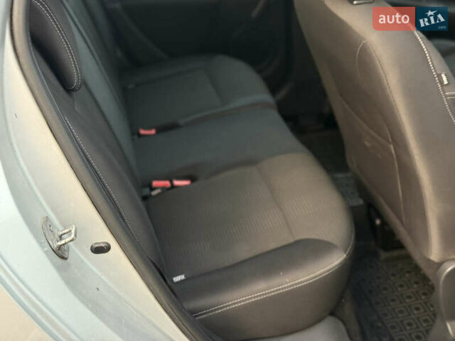 Серый Рено Клио, объемом двигателя 1.15 л и пробегом 206 тыс. км за 4950 $, фото 10 на Automoto.ua