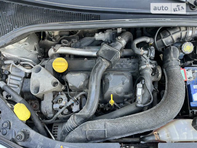 Сірий Рено Кліо, об'ємом двигуна 1.46 л та пробігом 216 тис. км за 5550 $, фото 21 на Automoto.ua