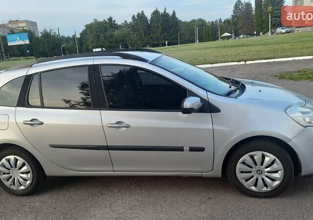 Сірий Рено Кліо, об'ємом двигуна 1.2 л та пробігом 231 тис. км за 4900 $, фото 4 на Automoto.ua