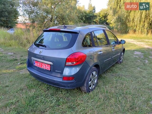 Рено Клио 2010 в Ровно на Automoto.ua Серый Рено Клио, объемом двигателя 1.5 л и пробегом 276 тыс. км за 6100 $, фото 13 на Automoto.ua