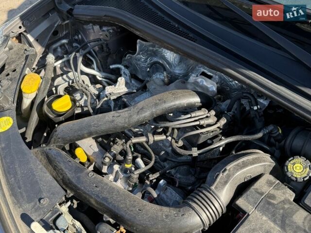 Серый Рено Клио, объемом двигателя 1.2 л и пробегом 202 тыс. км за 5300 $, фото 38 на Automoto.ua