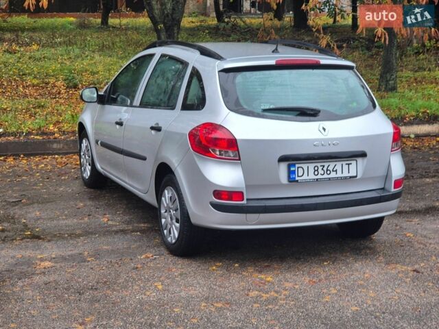 Серый Рено Клио, объемом двигателя 1.2 л и пробегом 206 тыс. км за 4999 $, фото 7 на Automoto.ua
