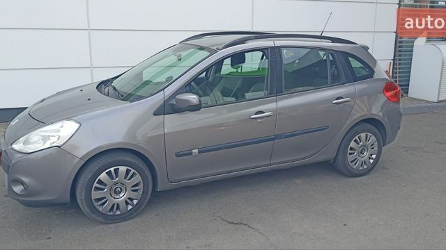 Серый Рено Клио, объемом двигателя 1.2 л и пробегом 200 тыс. км за 5100 $, фото 1 на Automoto.ua