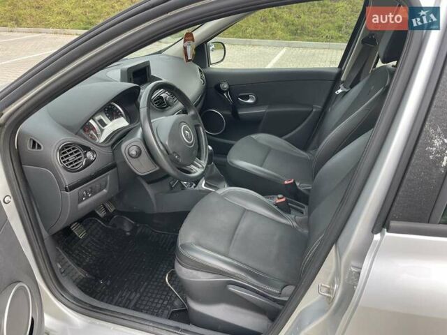 Сірий Рено Кліо, об'ємом двигуна 1.15 л та пробігом 225 тис. км за 4499 $, фото 16 на Automoto.ua
