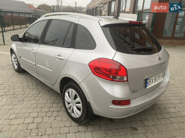 Серый Рено Клио, объемом двигателя 1.15 л и пробегом 192 тыс. км за 5999 $, фото 2 на Automoto.ua