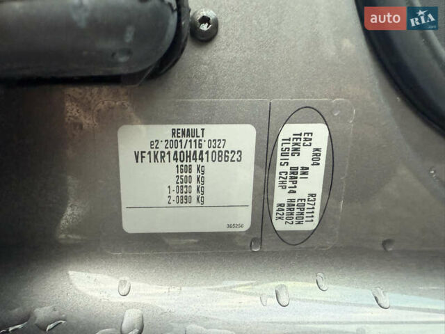 Сірий Рено Кліо, об'ємом двигуна 1.2 л та пробігом 170 тис. км за 6555 $, фото 31 на Automoto.ua