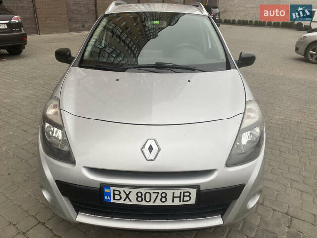 Серый Рено Клио, объемом двигателя 1.15 л и пробегом 192 тыс. км за 5999 $, фото 7 на Automoto.ua