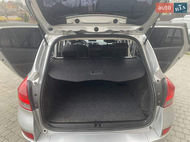 Серый Рено Клио, объемом двигателя 1.15 л и пробегом 192 тыс. км за 5999 $, фото 21 на Automoto.ua