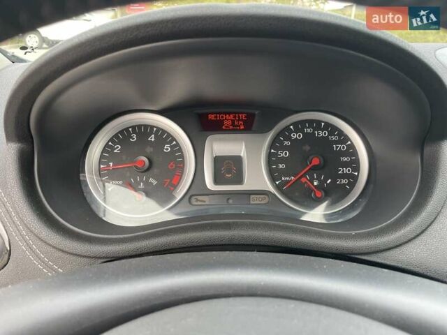 Сірий Рено Кліо, об'ємом двигуна 1.15 л та пробігом 225 тис. км за 4499 $, фото 14 на Automoto.ua