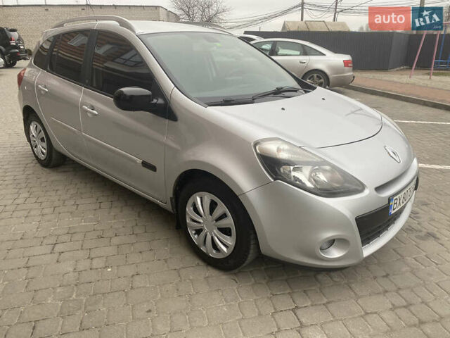 Серый Рено Клио, объемом двигателя 1.15 л и пробегом 192 тыс. км за 5999 $, фото 6 на Automoto.ua