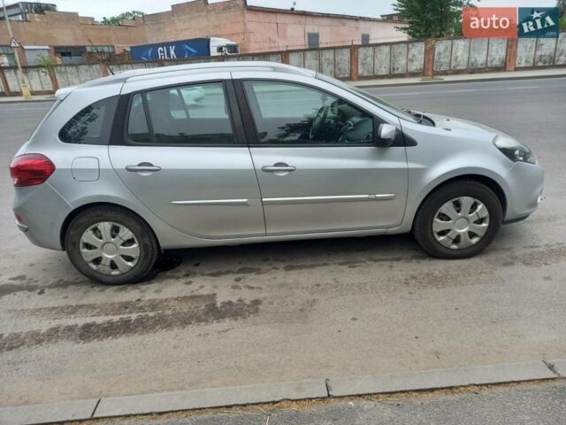 Сірий Рено Кліо, об'ємом двигуна 1.46 л та пробігом 252 тис. км за 5500 $, фото 1 на Automoto.ua