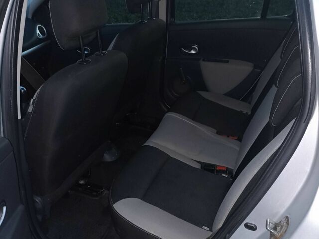 Сірий Рено Кліо, об'ємом двигуна 1.5 л та пробігом 223 тис. км за 5198 $, фото 3 на Automoto.ua