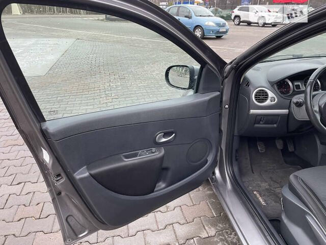 Сірий Рено Кліо, об'ємом двигуна 1.5 л та пробігом 269 тис. км за 5400 $, фото 14 на Automoto.ua