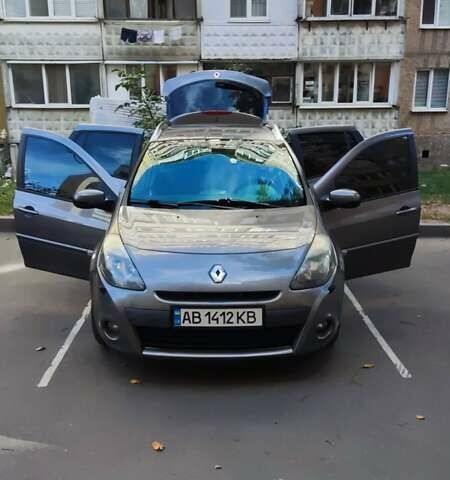 Рено Клио 2012 в Виннице на Automoto.ua Серый Рено Клио, объемом двигателя 1.5 л и пробегом 247 тыс. км за 6000 $, фото 9 на Automoto.ua