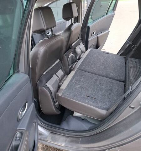 Серый Рено Клио, объемом двигателя 1.5 л и пробегом 290 тыс. км за 5300 $, фото 16 на Automoto.ua