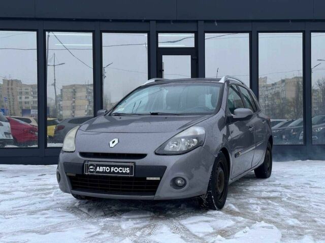 Сірий Рено Кліо, об'ємом двигуна 1.5 л та пробігом 382 тис. км за 4790 $, фото 3 на Automoto.ua