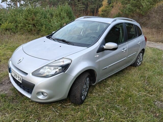 Серый Рено Клио, объемом двигателя 1.5 л и пробегом 201 тыс. км за 5800 $, фото 1 на Automoto.ua