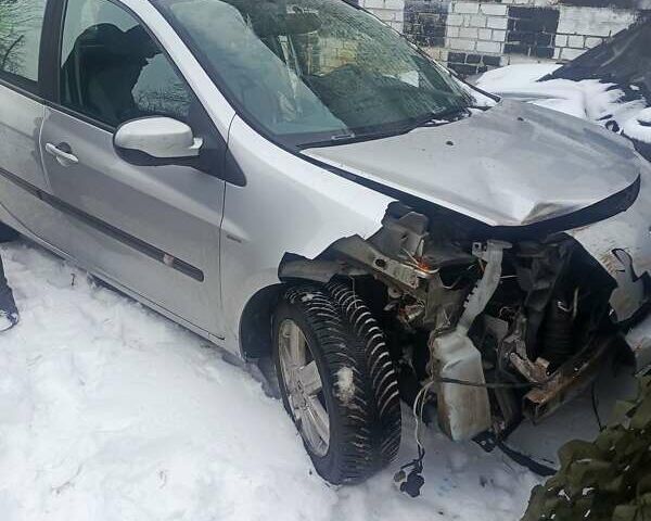 Сірий Рено Кліо, об'ємом двигуна 0 л та пробігом 250 тис. км за 2600 $, фото 8 на Automoto.ua