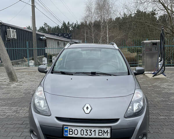 Сірий Рено Кліо, об'ємом двигуна 1.5 л та пробігом 269 тис. км за 5400 $, фото 1 на Automoto.ua