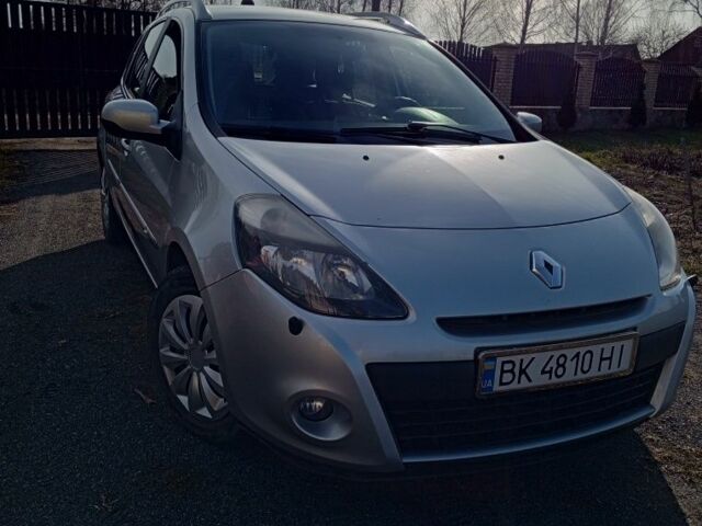 Серый Рено Клио, объемом двигателя 0 л и пробегом 273 тыс. км за 5700 $, фото 1 на Automoto.ua