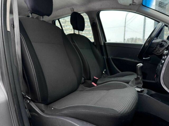 Серый Рено Клио, объемом двигателя 1.5 л и пробегом 382 тыс. км за 4790 $, фото 11 на Automoto.ua