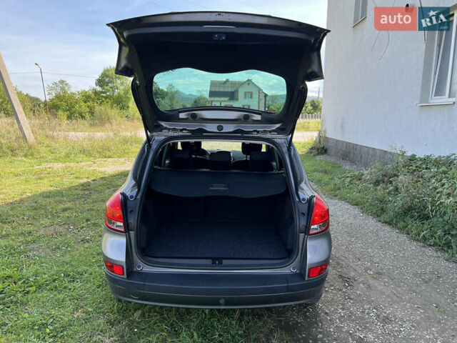 Сірий Рено Кліо, об'ємом двигуна 1.2 л та пробігом 165 тис. км за 5399 $, фото 26 на Automoto.ua
