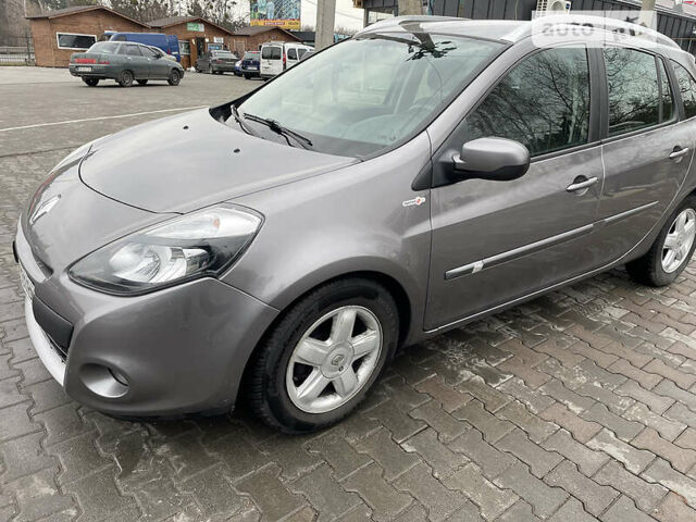 Сірий Рено Кліо, об'ємом двигуна 1.5 л та пробігом 269 тис. км за 5400 $, фото 13 на Automoto.ua