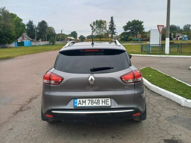Серый Рено Клио, объемом двигателя 1.5 л и пробегом 185 тыс. км за 7800 $, фото 5 на Automoto.ua